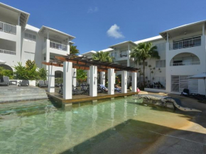 Ocean Sounds 2 Bedroom Apartment